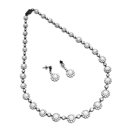 Pearl Blossom Necklace