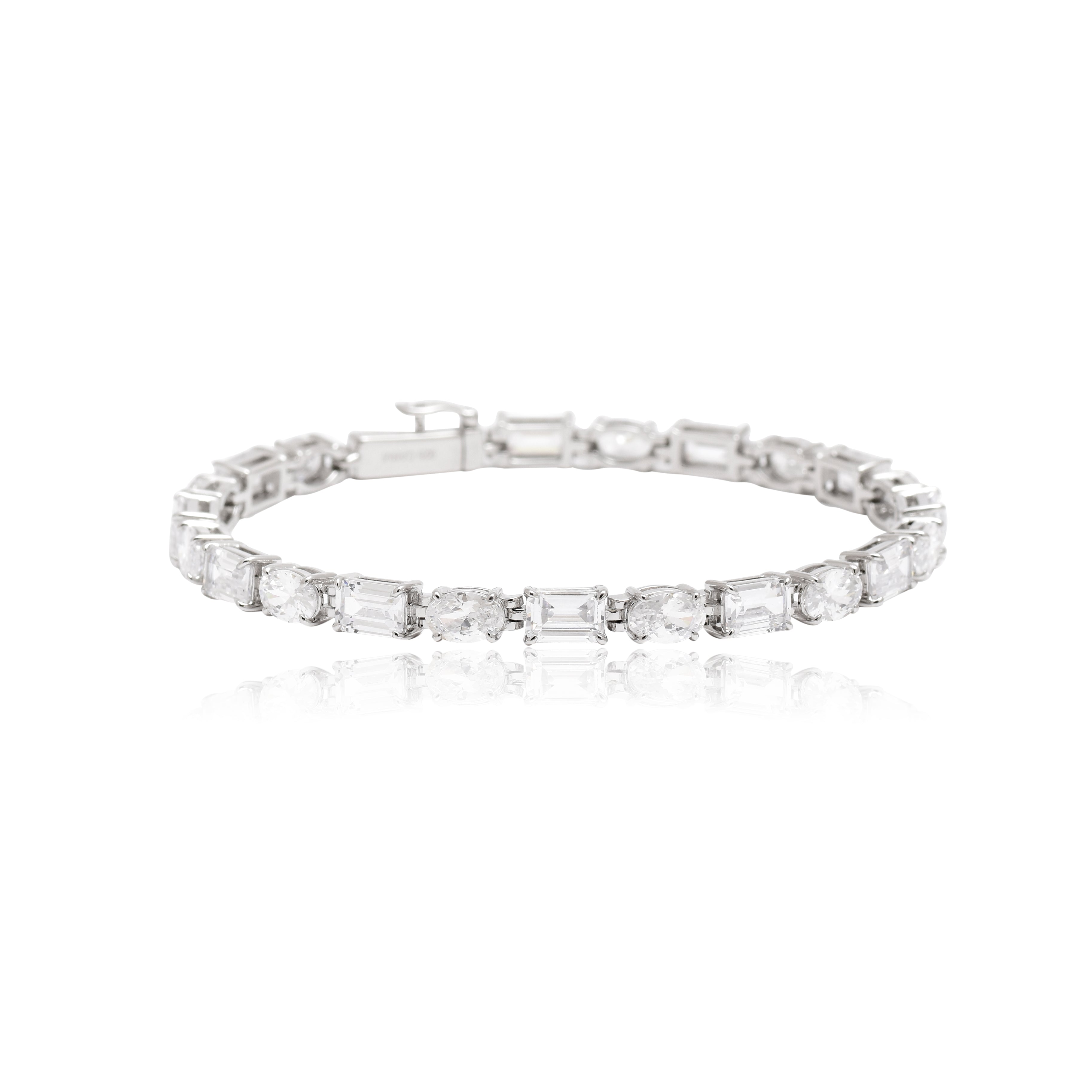 Classic Shine Emerald-Cut & Round Tennis Bracelet