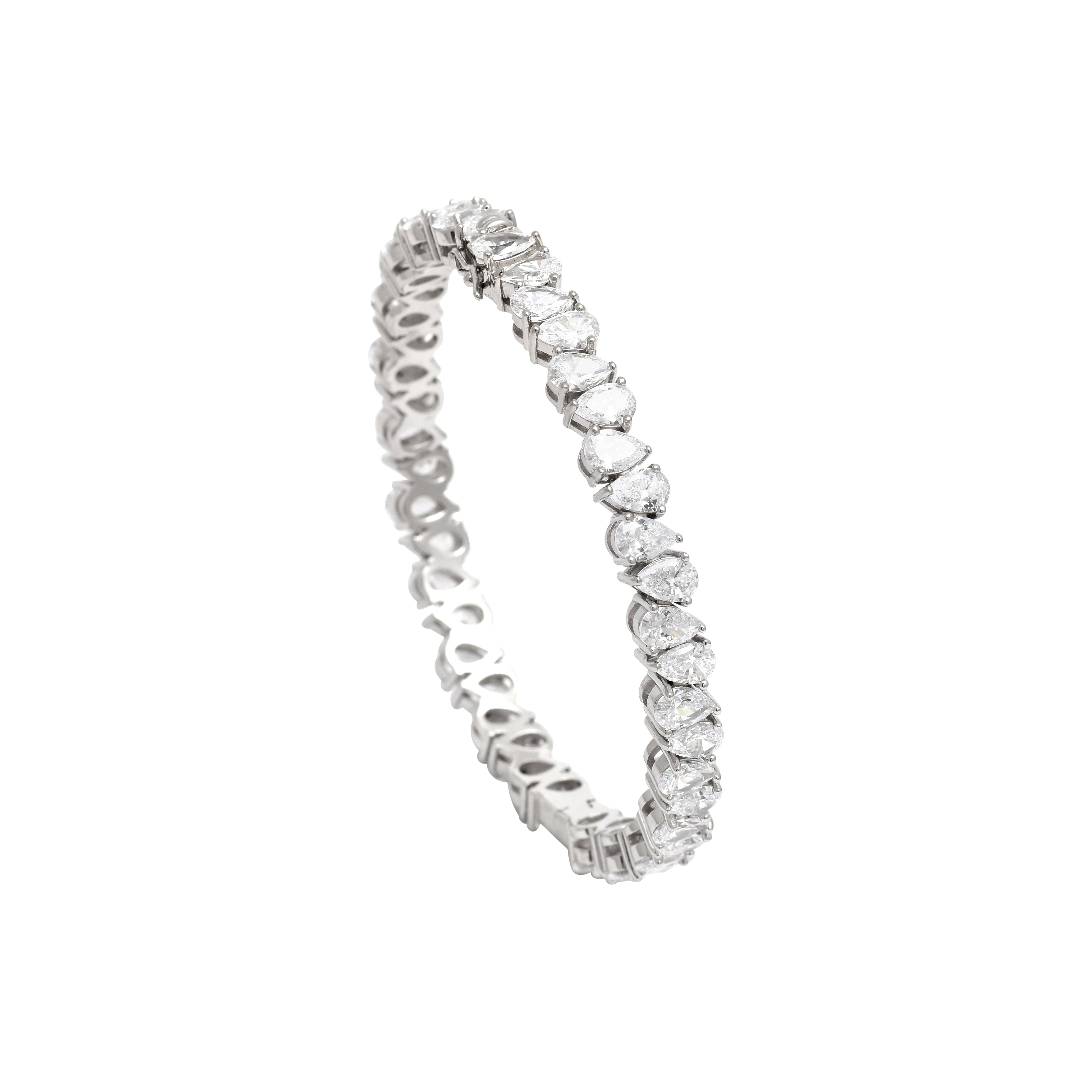 Classic Shine Pear Openable Bangle