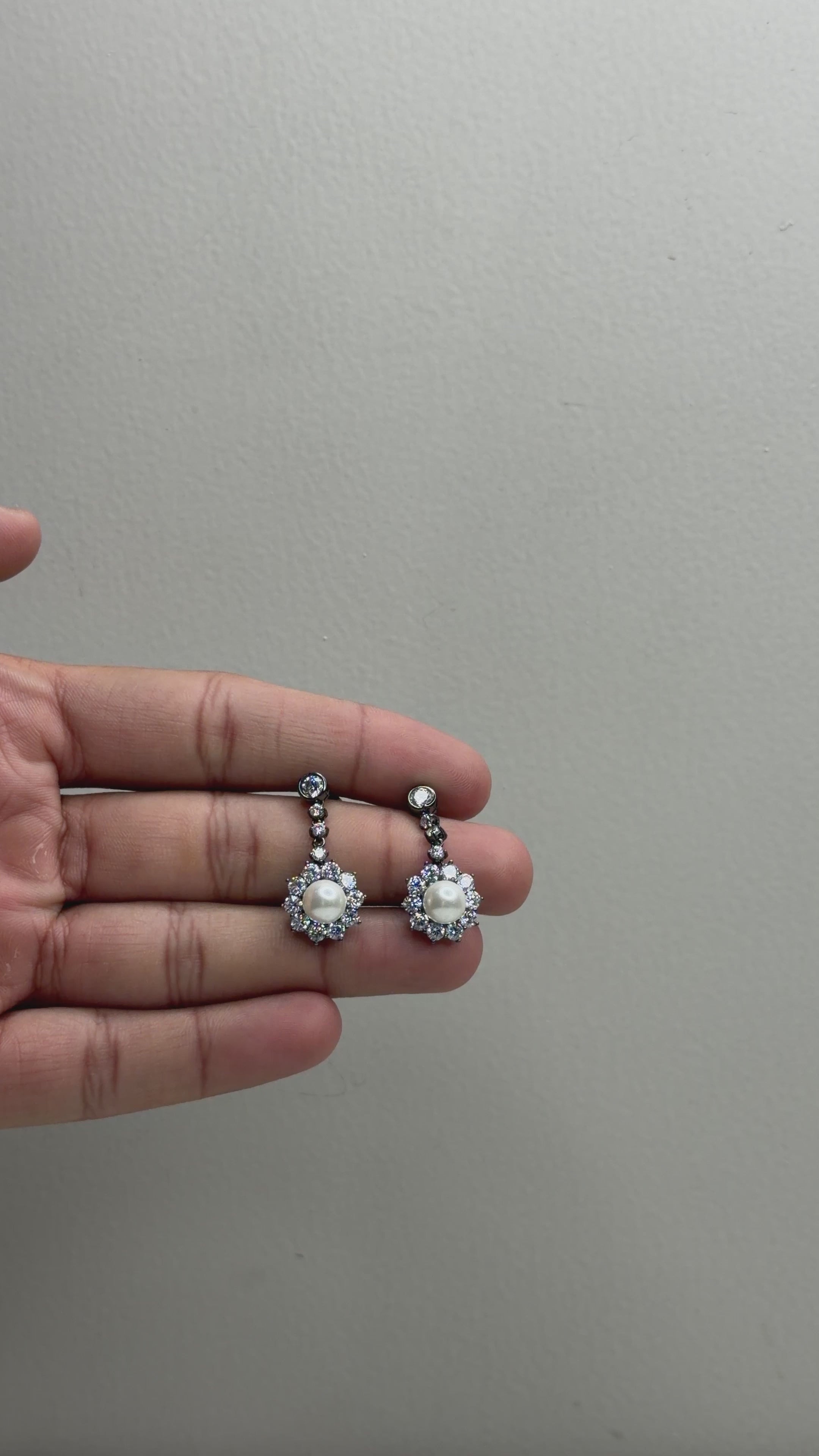 Pearl Blossom Necklace